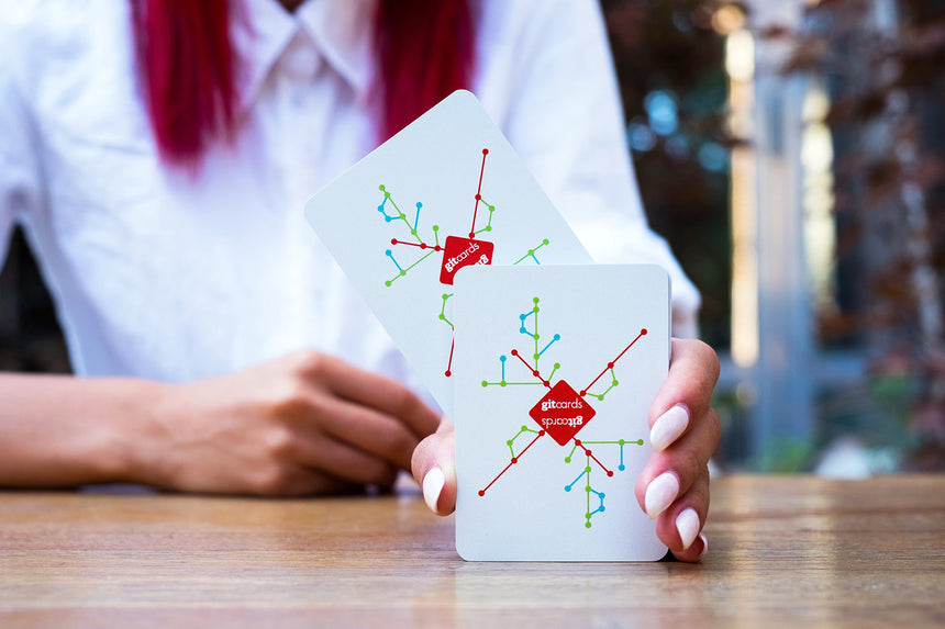 git:deck | 100% plastic | playing cards